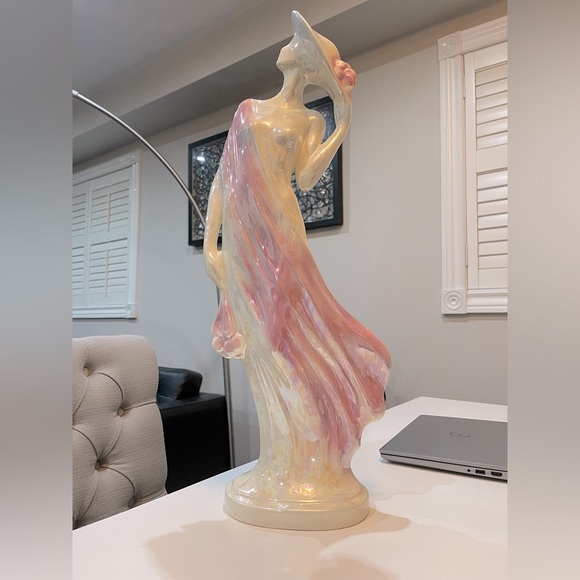 Vintage Other - Magnificent Vintage Porcelain Figurine Large (Pink lady in Wind)